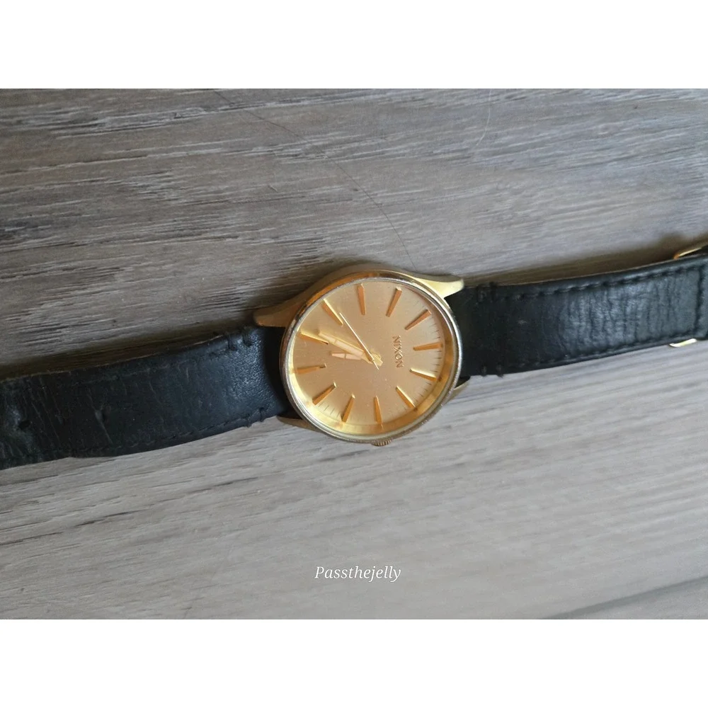 Nixon Sentry 38 Watch Mens Gold Tone Gold Dial Black Leather Minimalist Dress